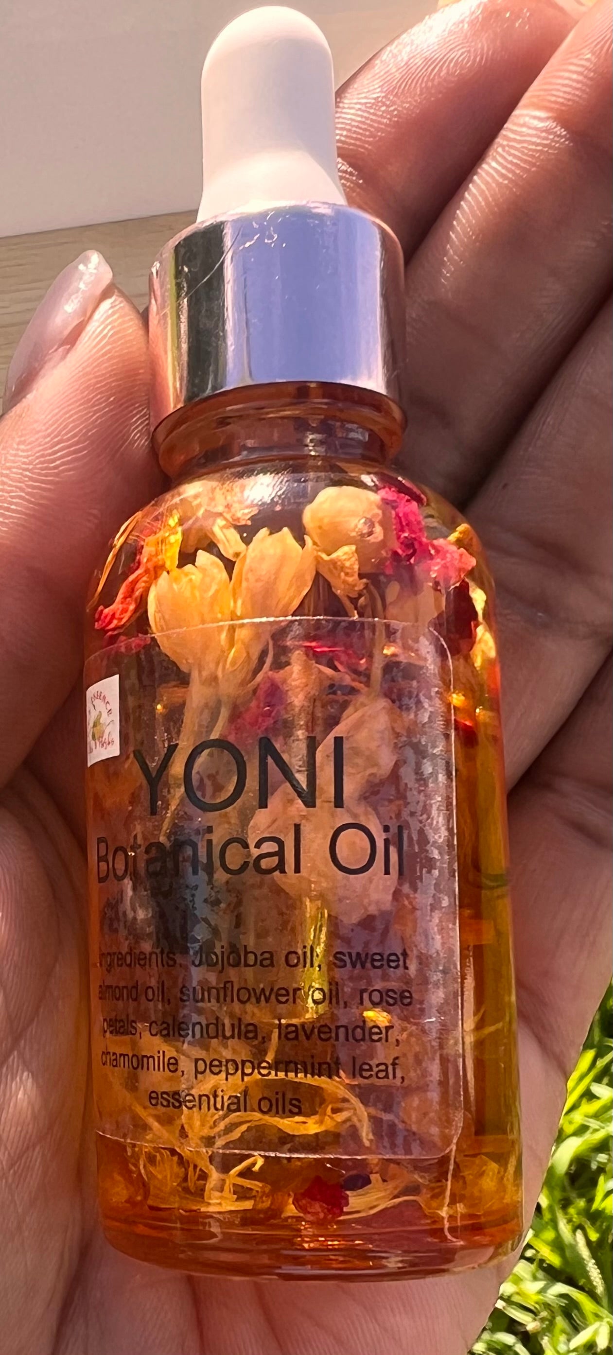 Yoni Botanical Oil